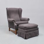 589604 Wing chair